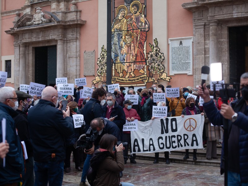 «Som gent de pau, no a la guerra» Stop The War,&nbsp;Valencia